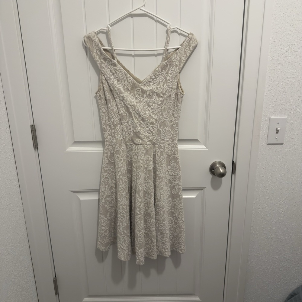 Blue Rain‎ Women's Dress Tan White Floral Design Off The Shoulder A-Line Size M